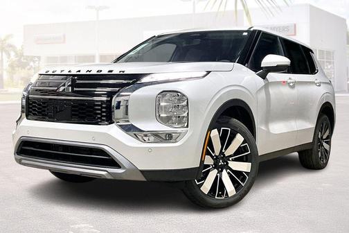 White Diamond 2026 Mitsubishi Outlander SE 1.5T 2WD