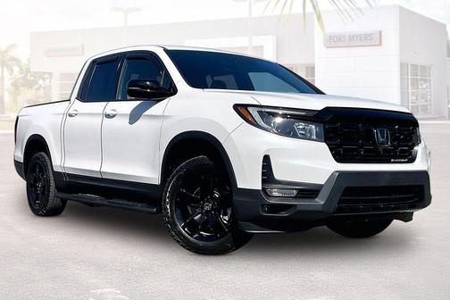 Platinum White Pearl 2025 Honda Ridgeline Black