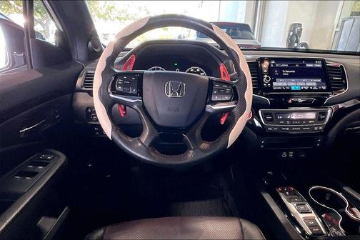 Platinum White Pearl 2025 Honda Ridgeline Black
