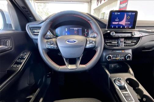 2025 Ford Escape ST-Line Select