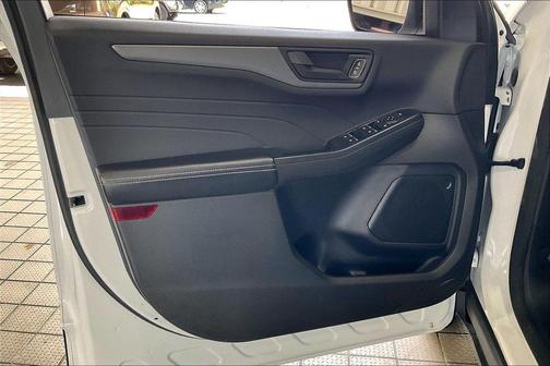 Oxford White 2024 Ford Escape Active