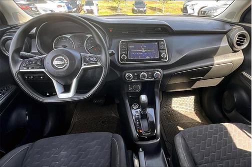 2022 Nissan Kicks S