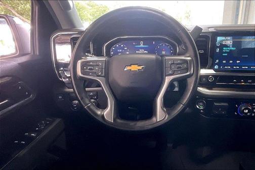 Summit White 2025 Chevrolet Silverado 1500 LT