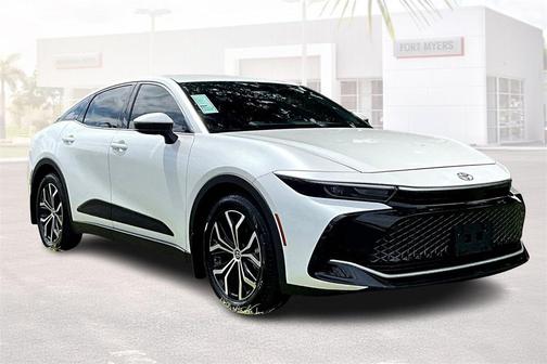 2023 Toyota Crown XLE