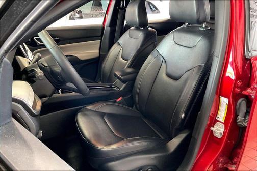 Red Hot Pearlcoat 2025 Jeep Compass Limited