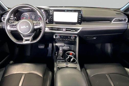 Glacial White Pearl 2022 Kia K5 GT-Line