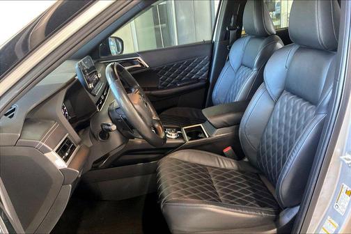 2023 Mitsubishi Outlander SEL Black Edition 2WD