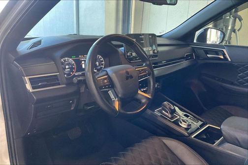 2023 Mitsubishi Outlander SEL Black Edition 2WD