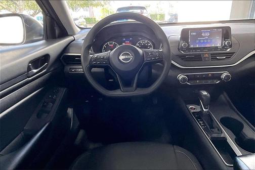 2024 Nissan Altima S FWD