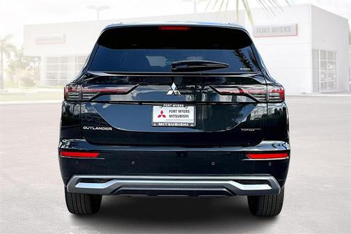2025 Mitsubishi Outlander PLATINUM EDITION 2.5 S-AWC