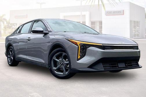 Steel Gray 2025 Kia K4 LXS