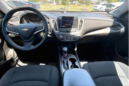 2023 Chevrolet Malibu FWD RS