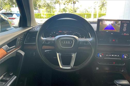 2022 Audi Q5 45 S line Premium
