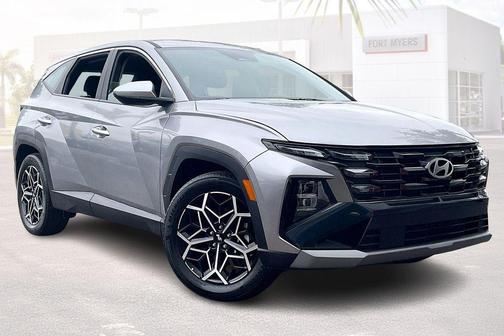 2025 Hyundai TUCSON SE