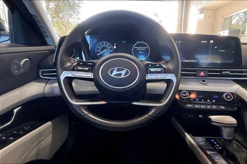 2025 Hyundai ELANTRA HEV Limited