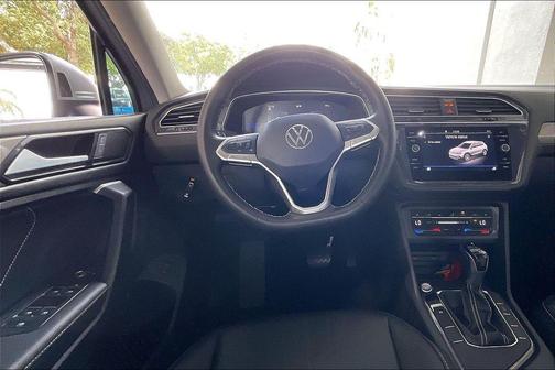 Atlantic Blue Metallic 2024 Volkswagen Tiguan 2.0T SE