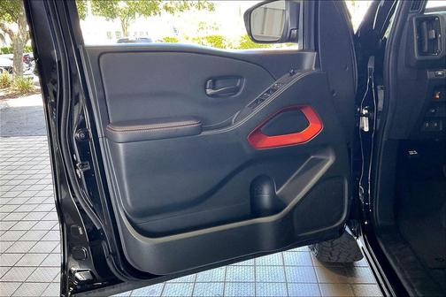 Super Black 2026 Nissan Frontier PRO-4X