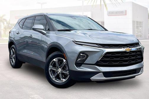 Sterling Gray Metallic 2025 Chevrolet Blazer 2LT