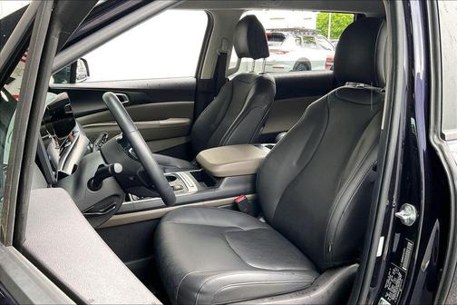Deep Chroma Blue 2026 Kia Carnival LXS