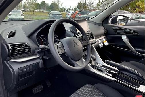 2025 Mitsubishi Eclipse Cross LE