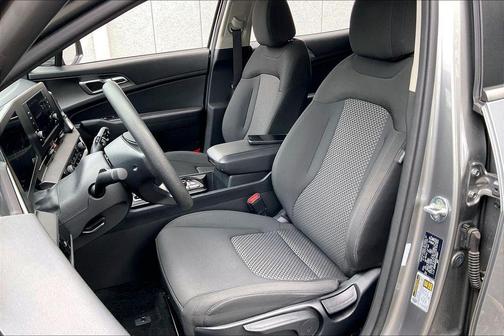 Steel Gray 2025 Kia Sportage LX