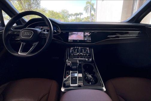 2025 Audi Q7 55 Premium Plus