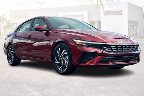 2024 Hyundai ELANTRA Limited