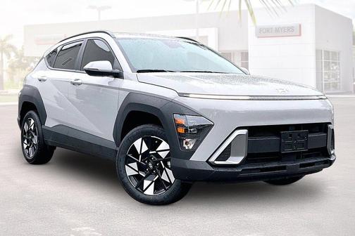Cyber Gray Metallic 2025 Hyundai KONA SEL