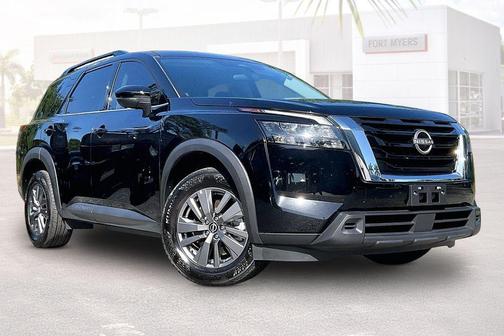 Super Black 2025 Nissan Pathfinder SV FWD