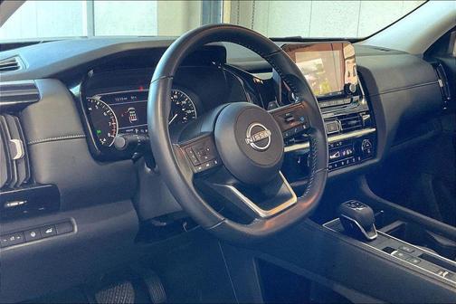 Super Black 2025 Nissan Pathfinder SV FWD