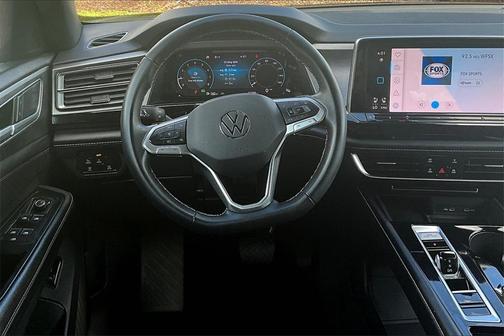 2024 Volkswagen Atlas Cross Sport 2.0T SE w/Technology 4MOTION