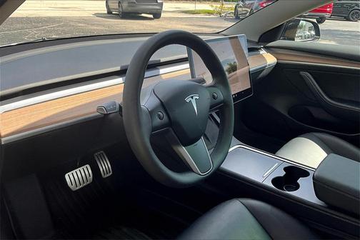 2023 Tesla Model 3 Performance