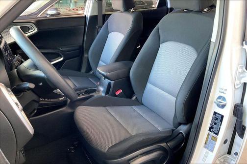 Snow White Pearl 2025 Kia Soul LX