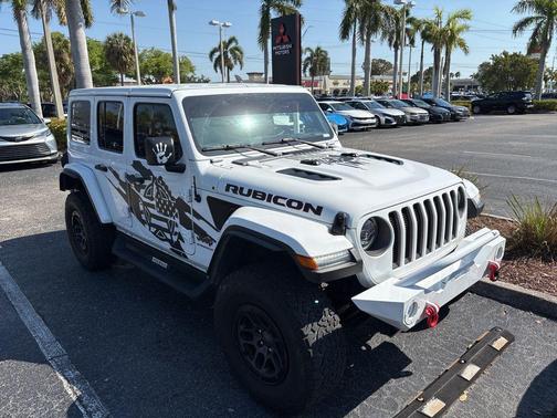 Bright White Clearcoat 2023 Jeep Wrangler Rubicon