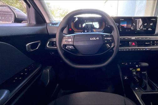 Morning Haze 2025 Kia K4 LXS