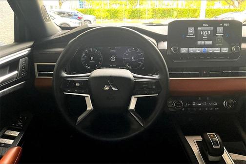 2022 Mitsubishi Outlander SEL 2.5 2WD