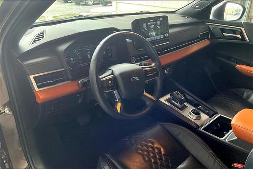 2022 Mitsubishi Outlander SEL 2.5 2WD