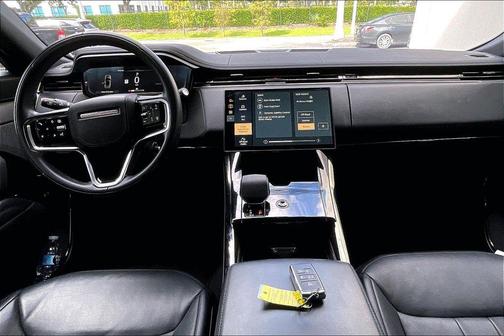 Santorini Black Metallic 2025 Land Rover Range Rover Sport SE
