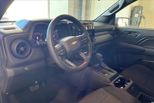 2024 Chevrolet Colorado WT