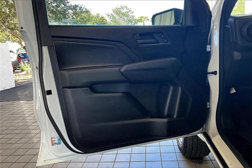 2024 Chevrolet Colorado WT