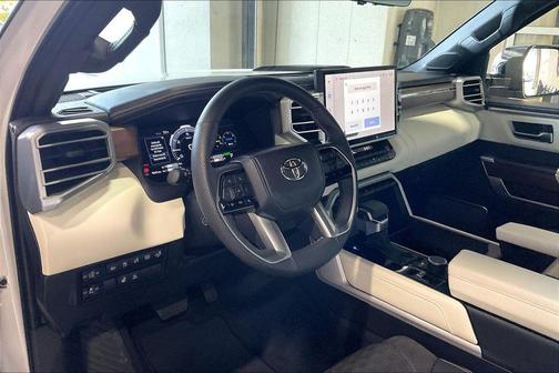 2023 Toyota Tundra Hybrid Capstone