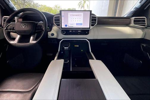 2023 Toyota Tundra Hybrid Capstone