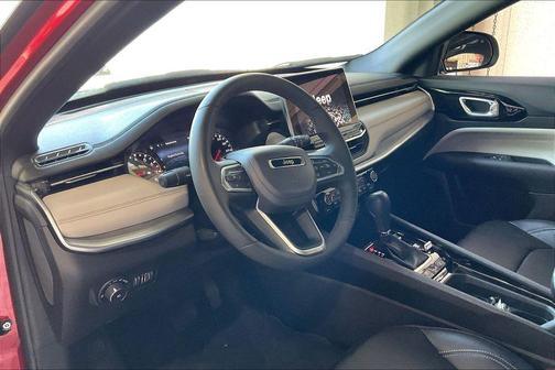 Red Hot Pearlcoat 2025 Jeep Compass Limited