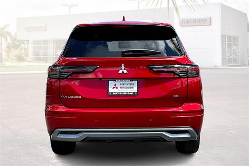 2025 Mitsubishi Outlander SE 2.5 2WD