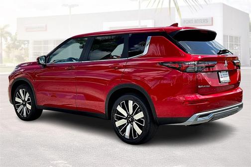 2025 Mitsubishi Outlander SE 2.5 2WD