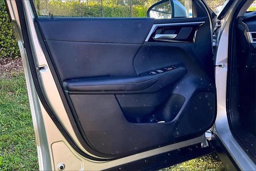 2024 Mitsubishi Outlander PHEV SE S-AWC