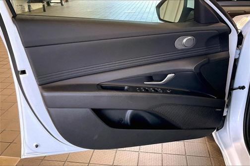 2025 Hyundai ELANTRA HEV Limited