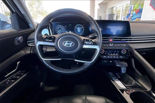 2025 Hyundai ELANTRA HEV Limited