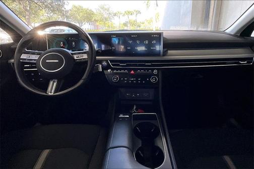 2025 Hyundai SONATA Hybrid SE