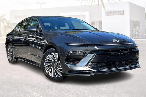 2025 Hyundai SONATA Hybrid SE